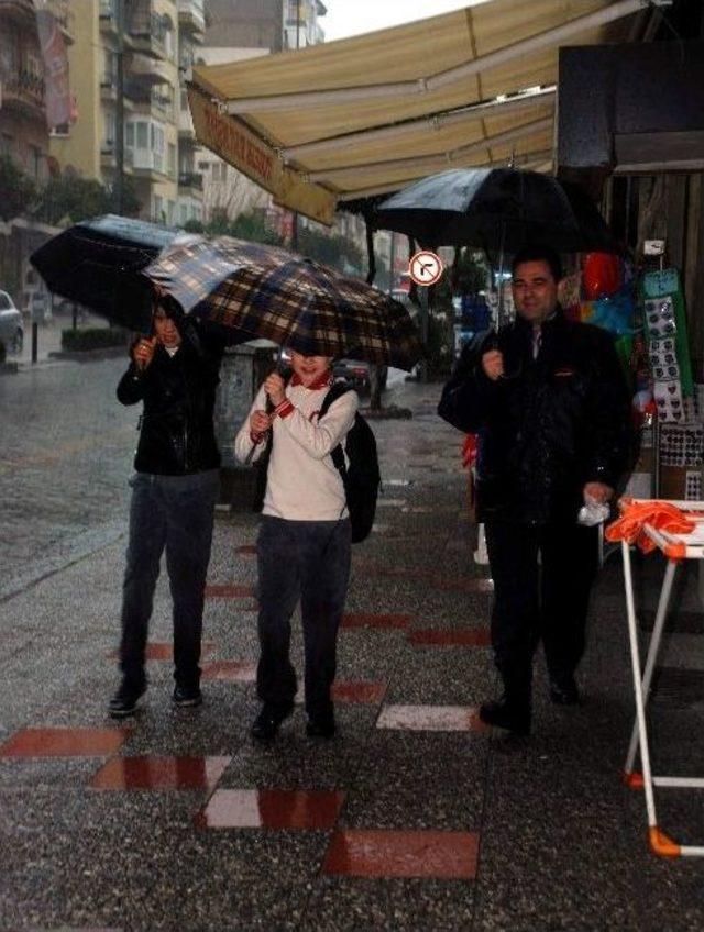 Aydın’a Sağanak Yağış Ve Lokal Dolu Uyarısı