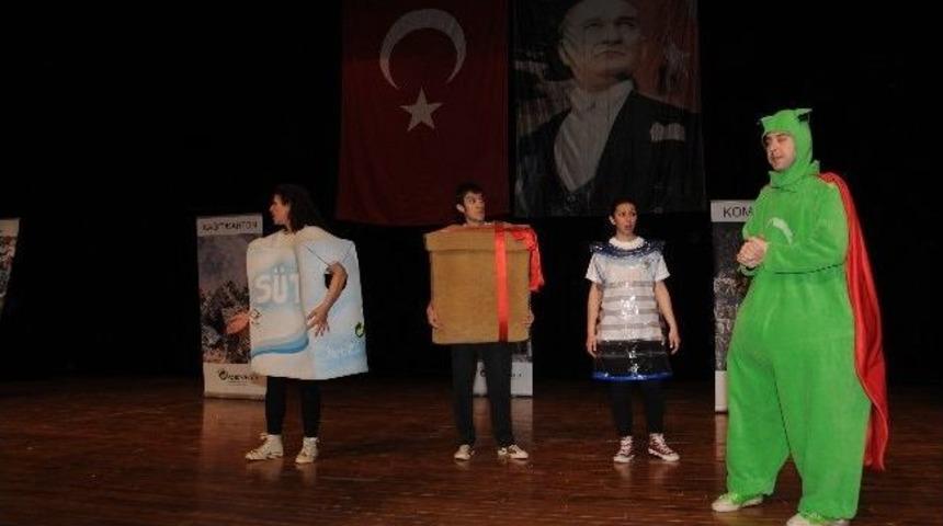 &ldquo;&ccedil;evreci Kedi&rdquo; &Ccedil;ocuklara D&ouml;n&uuml;ş&uuml;m&uuml; Anlattı