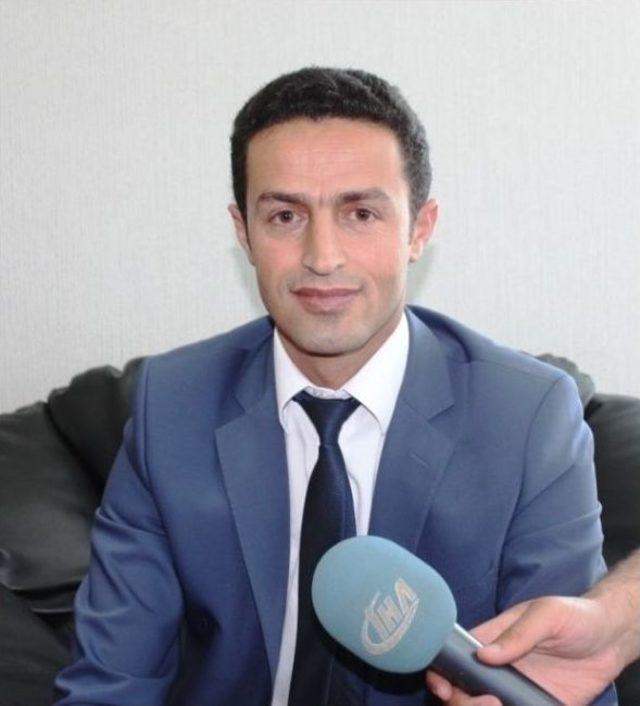 Kaya Petrol&rsquo;den T&uuml;rkiye Şampiyonu İşitme Engelli Voleybol Takımına Plaket 1