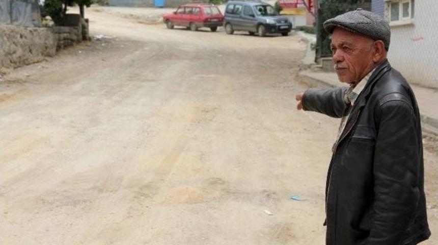 Se&ccedil;im Bitti, Asfalt Bitmedi