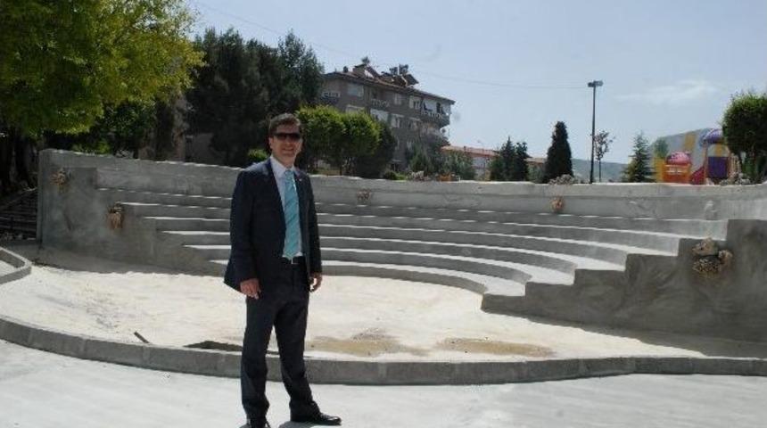 Gen&ccedil;lik Parkı Yeni Y&uuml;z&uuml;yle Hizmete A&ccedil;ılacak