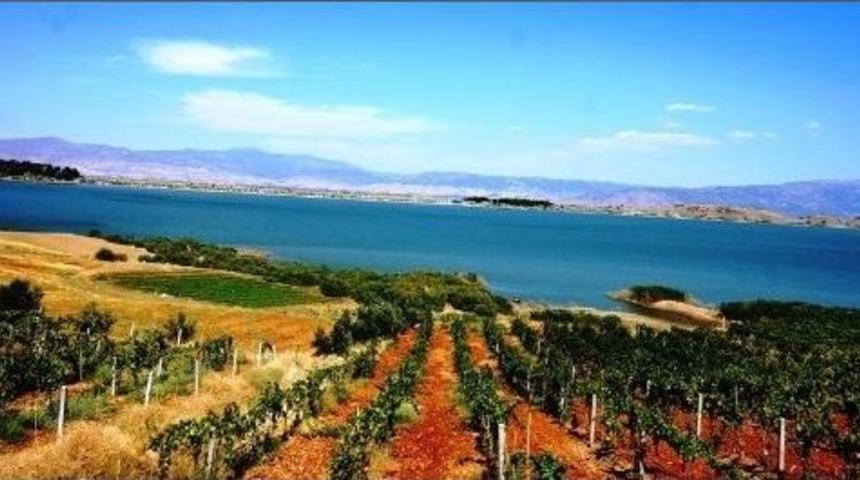 Afşar Barajı&rsquo;ında Sulama Sezonu Başladı