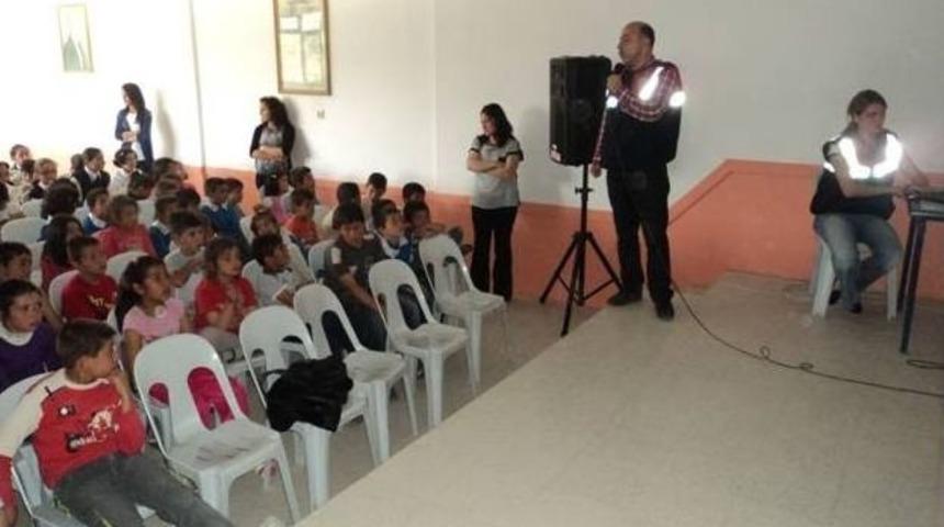 &Ccedil;ocuklara &ldquo;kaybolmayın&rdquo; Semineri