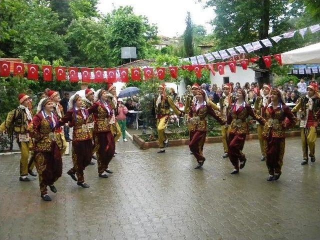 Yarım Asırlık 'tekirdağ Kiraz Festivali' Coşkuyla Başladı