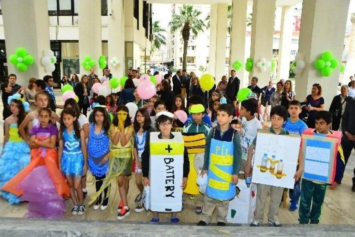 &Ccedil;ocuklar Yeni Rekor İ&ccedil;in Yarışıyor