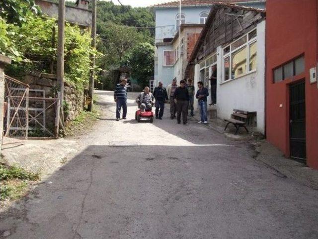 Ak&uuml;l&uuml; Tekerlekli Sandalye Yardımı 1