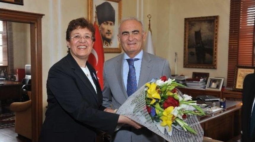 Başkan Yılmaz: &ldquo;mavi Bayraklı Sahiller Artık Hayal Değil&rdquo;