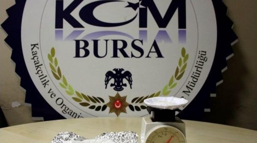 Ş&uuml;phe &Uuml;zerine Yapılan Aramada 40 Bin Liralık Uyuşturucu Bulundu