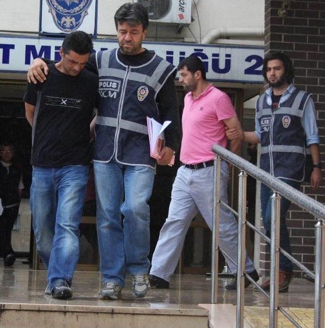 Ş&uuml;phe &Uuml;zerine Yapılan Aramada 40 Bin Liralık Uyuşturucu Bulundu 2