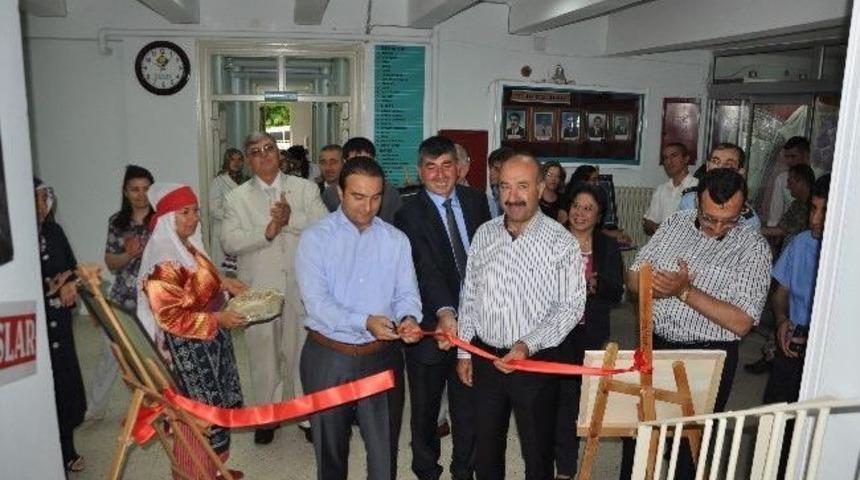 G&ouml;lbaşı Halk Eğitim Merkezi Yılsonu Sergisi A&ccedil;tı