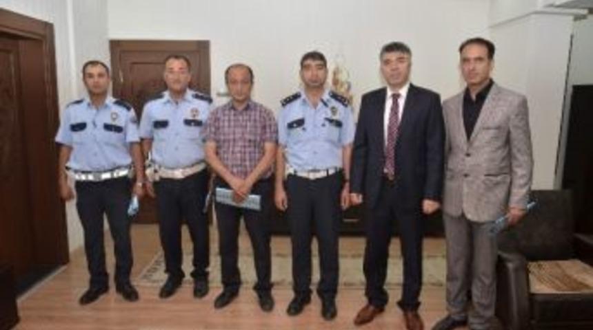 Kilis Emniyetinde Başarılı Personeller &Ouml;d&uuml;llendirildi