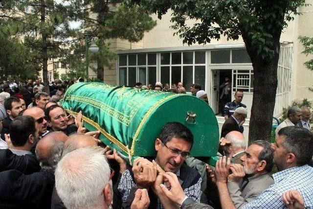 Prof. Dr. G&ouml;kmenoğlu&rsquo;na Son G&ouml;rev 1