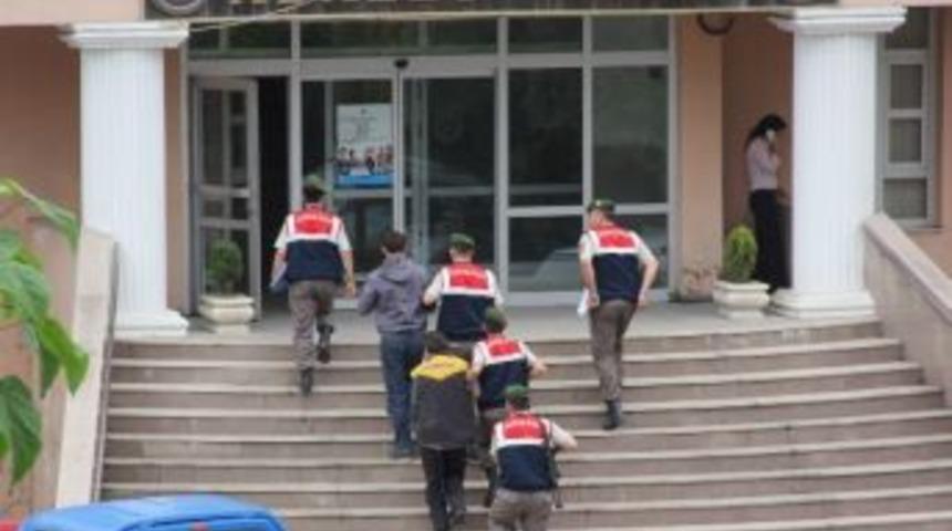 Jandarma Hırsızlara G&ouml;z A&ccedil;tırmıyor