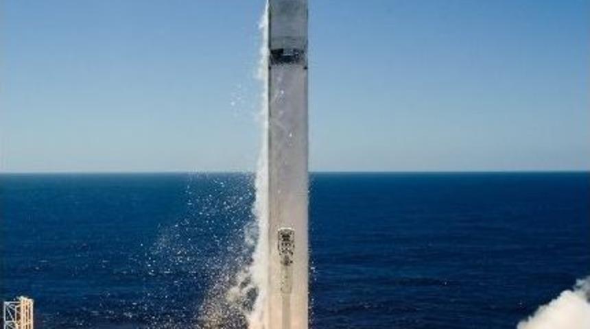 Eutelsat&rsquo;ın Yeni Uydusu Başarıyla Uzaya Fırlatıldı