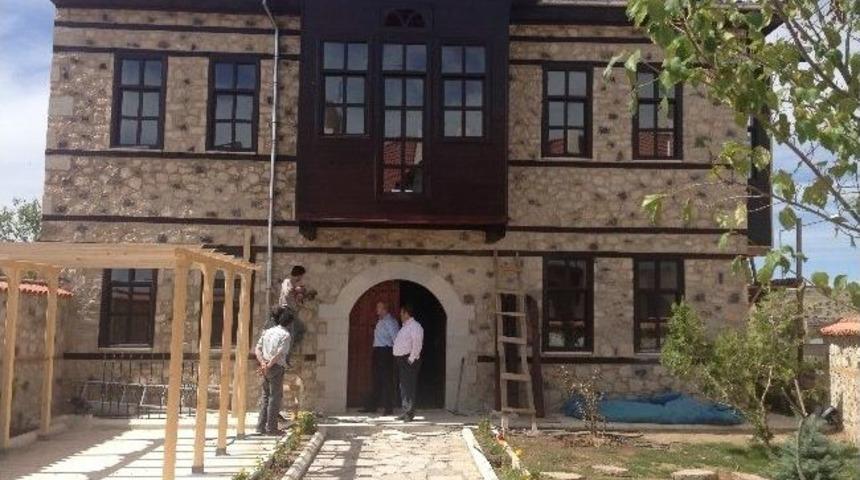 Harput Okuma Evi Tamamlanıyor