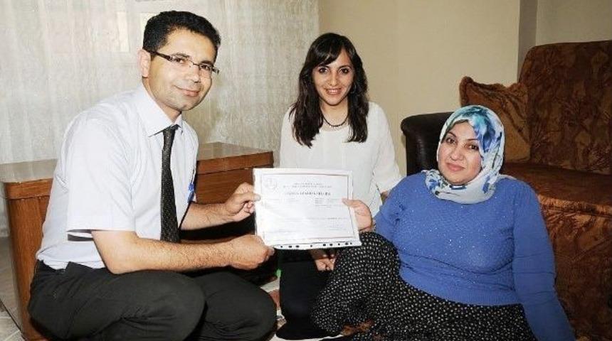 Engel Dinlemedi Azmetti, Okuma Yazmayı &Ouml;ğrendi