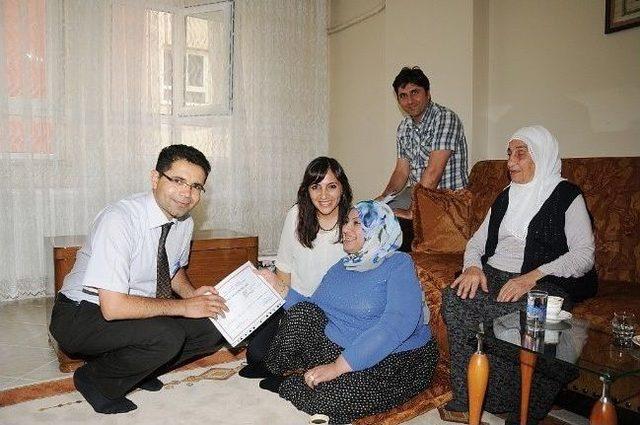 Engel Dinlemedi Azmetti, Okuma Yazmayı &Ouml;ğrendi 1