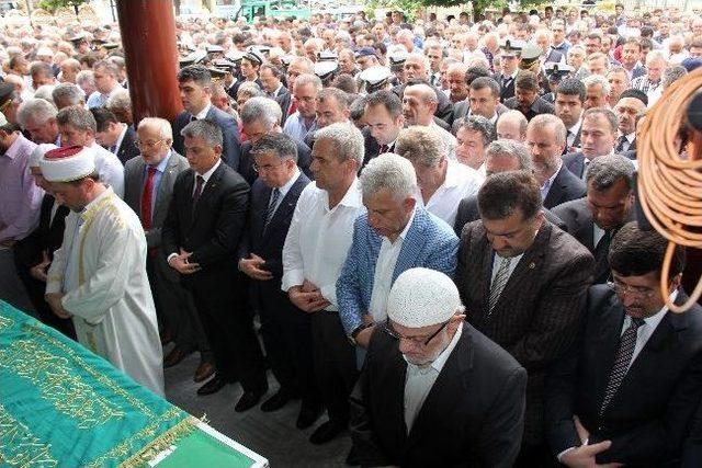 Şevket Yardımcı Defnedildi 1