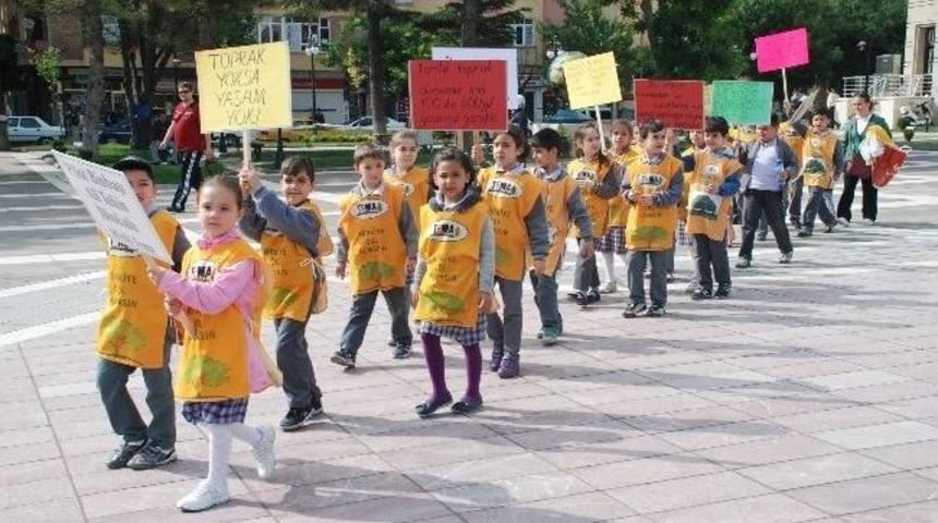 Eskişehir'de &Ccedil;evre G&uuml;n&uuml; Kutlandı