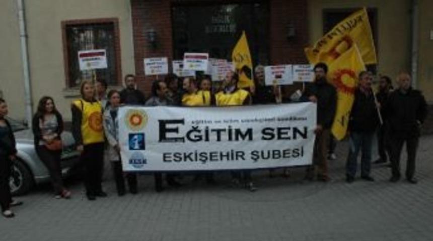 Eskişehirli Eğitimciler Yaşamını Yitiren Meslektaşları Mehmet Aktaş&rsquo;ı Andı