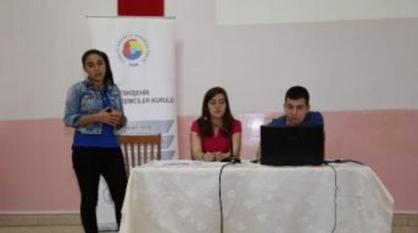 Eskişehir'de Girişimcilik Kul&uuml;pleri Toplantısı