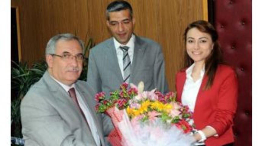 D&uuml;nya &Ccedil;evre G&uuml;n&uuml;