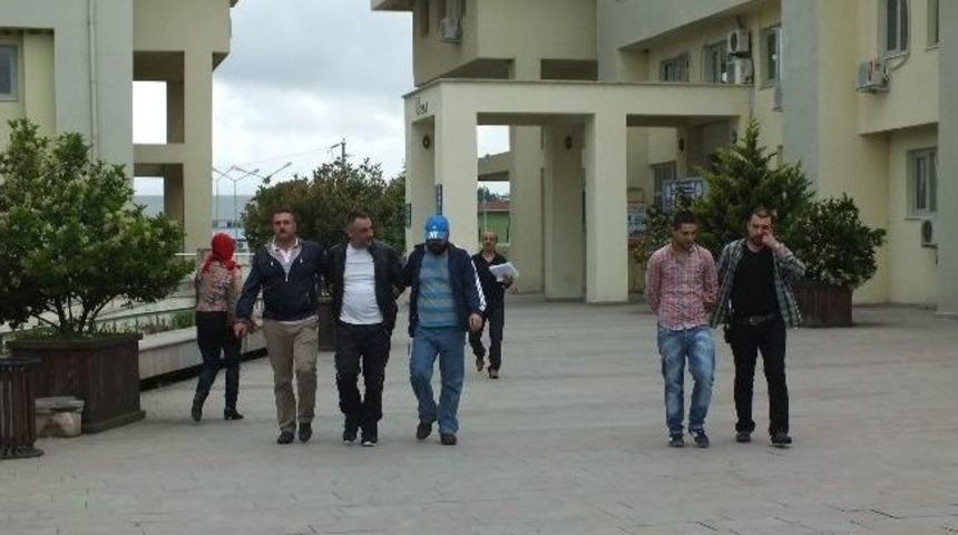 Sakarya'da 15 Dakika Arayla İki Akaryakıt İstasyonunu Soydular