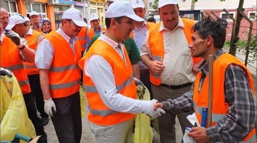 Korgan Belediye Başkanı, Personel Ve &Ouml;ğrencilerle &Ccedil;&ouml;p Topladı