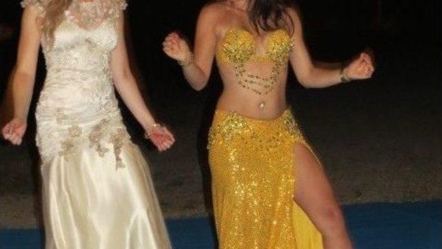 Kaş'ta Türk Usulü İngiliz Düğünü