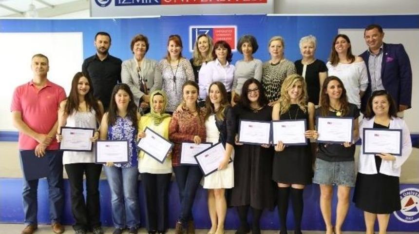 Aile Danışmanlığı Sertifikalarını İzmirsem&rsquo;den Aldılar