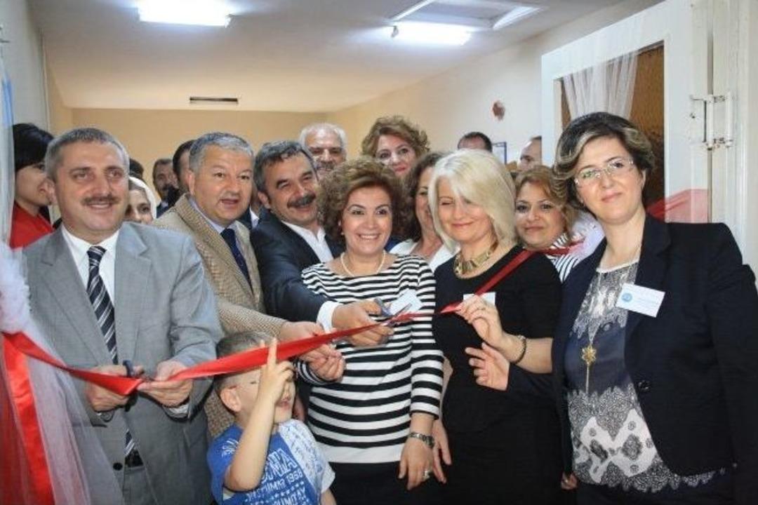 Vize Halk Eğitim Merkezi Yılsonu Sergisi A&ccedil;ıldı