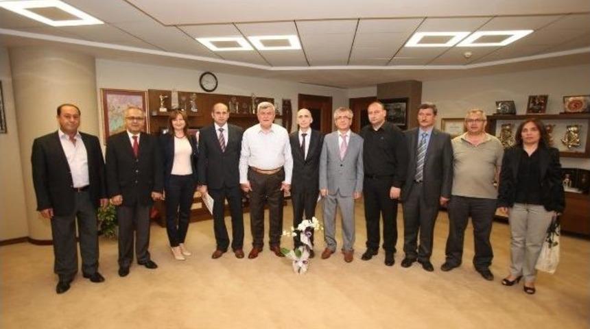 Rumeli-trakya Platformu İle Abhaz Dernekleri Federasyonu Başkan Karaosmanoğlu&rsquo;nu Ziyaret Etti
