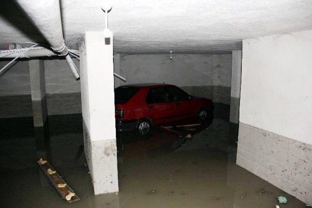 Bartın’da Sağanak Yağmur Etkili Oldu 1