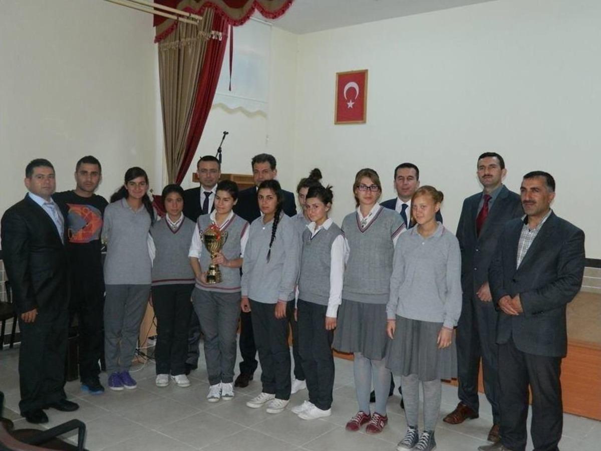Kulu&rsquo;da Dereceye Giren &Ouml;ğrenciler &Ouml;d&uuml;llendirildi