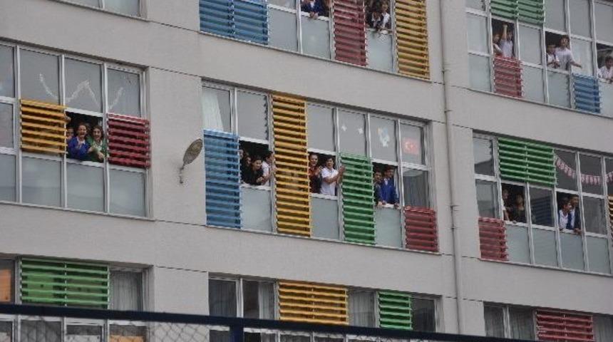 Okulda Bomba Alarmı