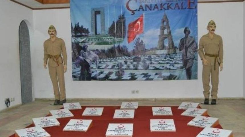 &Ccedil;anakkale Ruhu &Ouml;demiş Ve Kiraz&rsquo;daki Gezici M&uuml;zelerle Canlandı