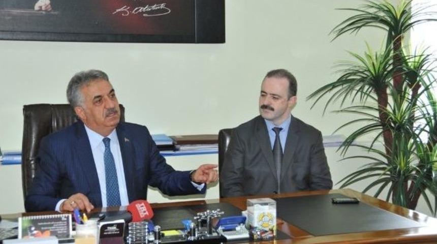 Bakan Yazıcı&rsquo;dan Van B&uuml;y&uuml;kşehir Belediye Başkanına Tepki