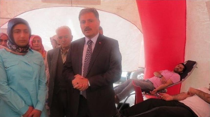 Ak Parti Kadın Kollarından Kan Bağış Kampanyası