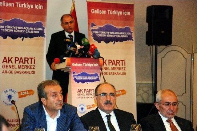 Diyarbakır’da Çözüm Süreci Çalıştayı