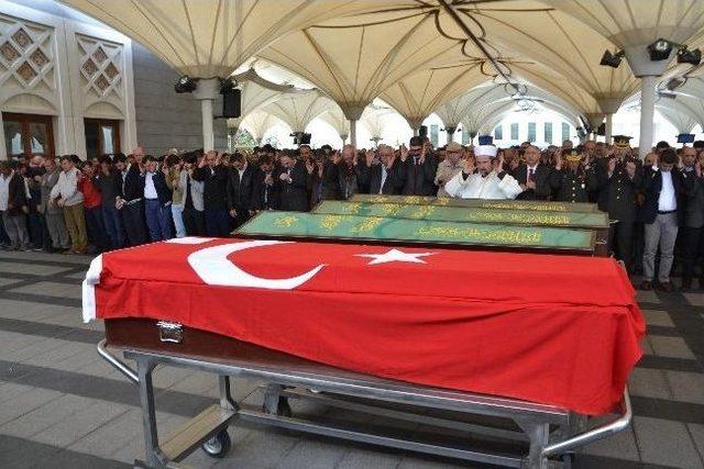 Afganistan&rsquo;daki Saldırıda &Ouml;len Fuat Taş Son Yolculuğuna Uğurlandı 2