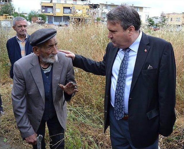 Yaşlı Adama Yunusemre Belediyesi Sahip Çıktı