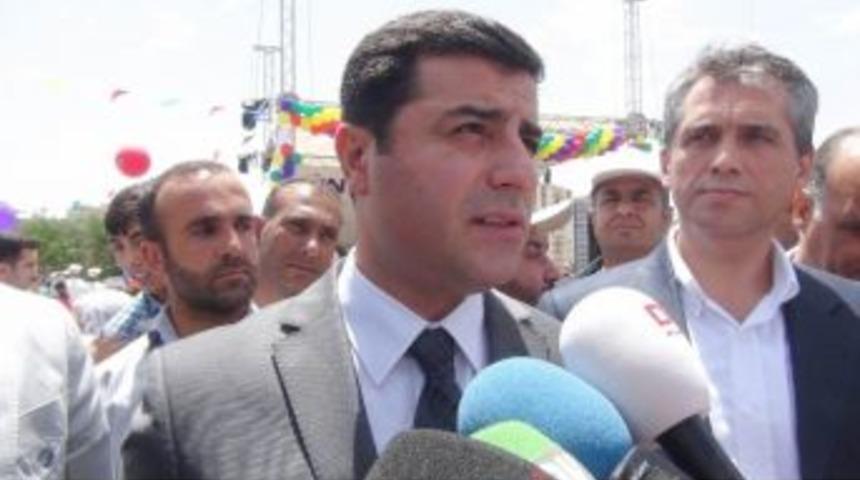 Demirtaş&rsquo;tan &Ccedil;&ouml;z&uuml;m S&uuml;reci &Ccedil;alıştayı İle İlgili A&ccedil;ıklama