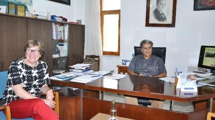 B&uuml;y&uuml;kel&ccedil;i Vaskunlahti&rsquo;den Odt&uuml;&rsquo;ye Ziyaret