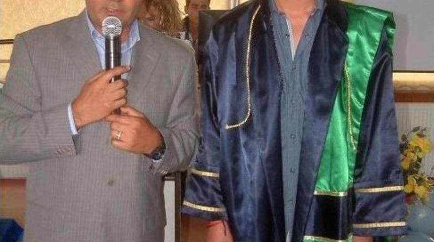 Kaymakam Yenidoğan&rsquo;dan &Uuml;niversite Okuyun Uyarısı