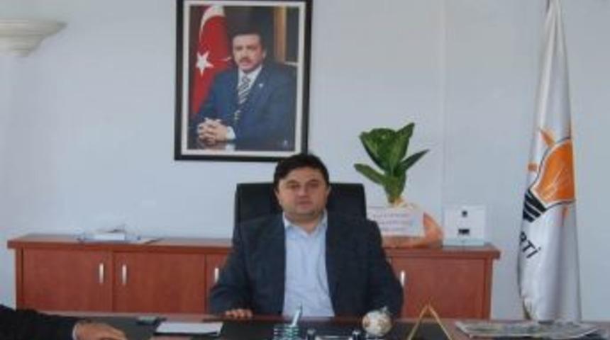 Ak Parti Kula İl&ccedil;e Başkanı G&uuml;lmez İstifa Etti
