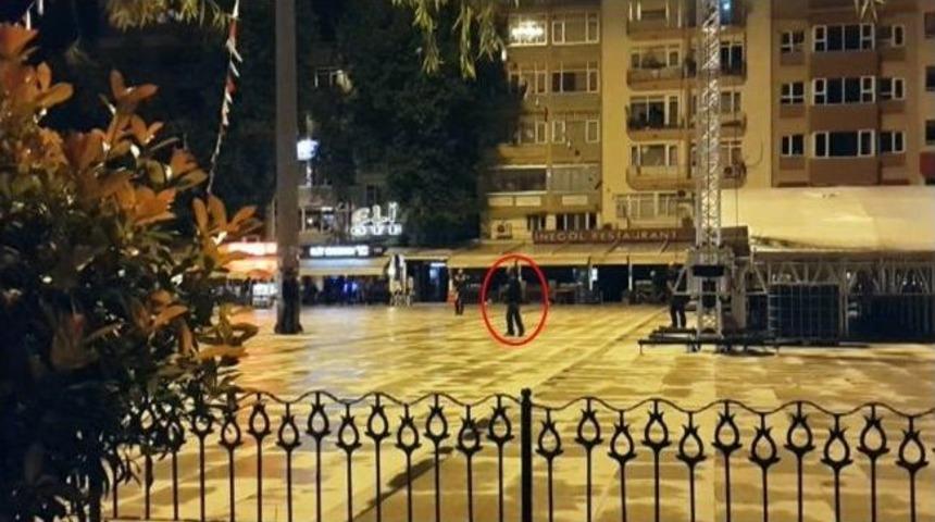 Pompalı T&uuml;fekle İntihara Kalkışan Şahsı Polis Etkisiz Hale Getirdi