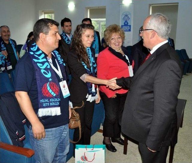 Vali Tuna Yabancı Gazetecilerin Sorularını Yanıtladı 2