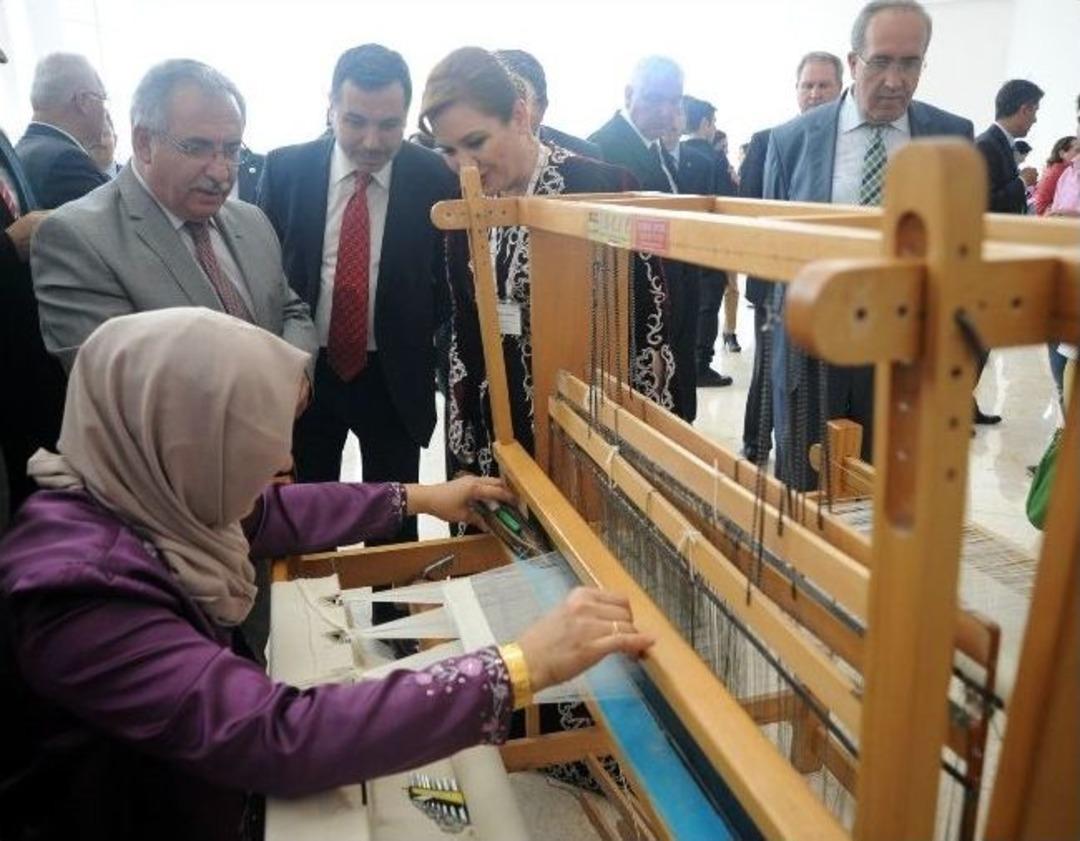 Bilecik Halk Eğitim Merkezi'nden Yıl Sonu Sergisi