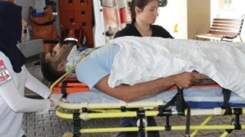 Sundurmadan D&uuml;şen İnşaat İş&ccedil;isi Yaralandı