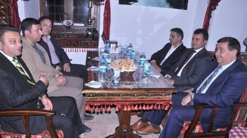 Komutanlara Veda Yemeği